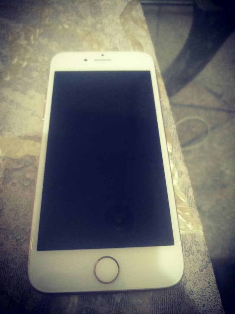 Apple iPhone 8 0