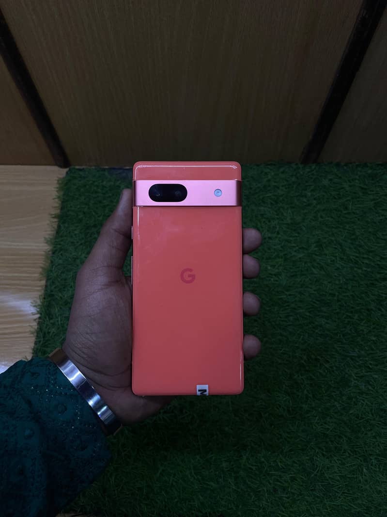 Google Pixel 7a 4