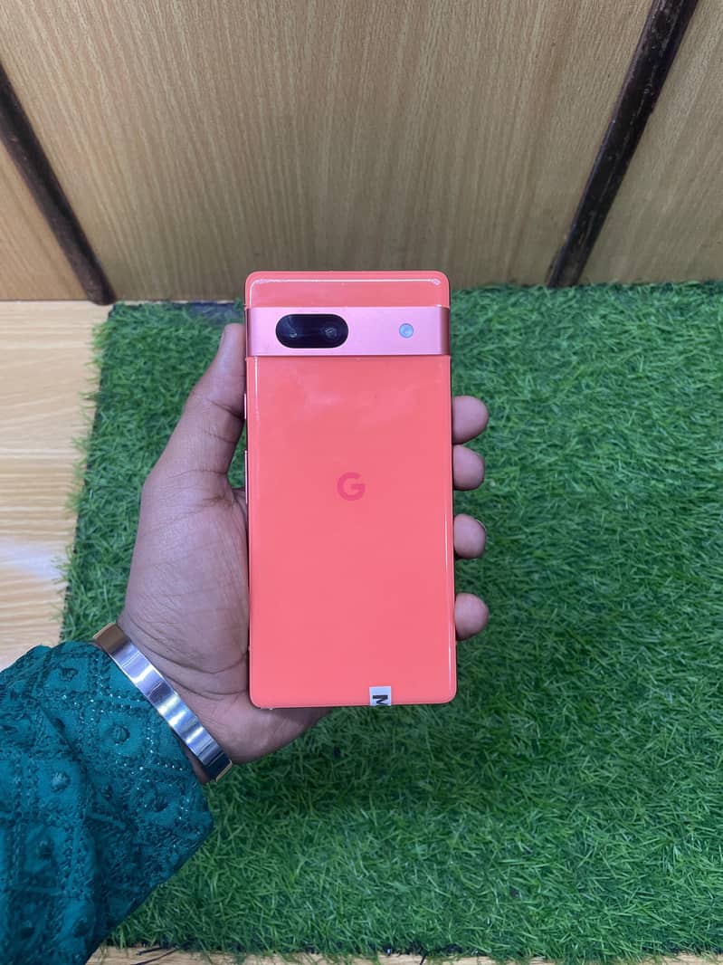 Google Pixel 7a 5