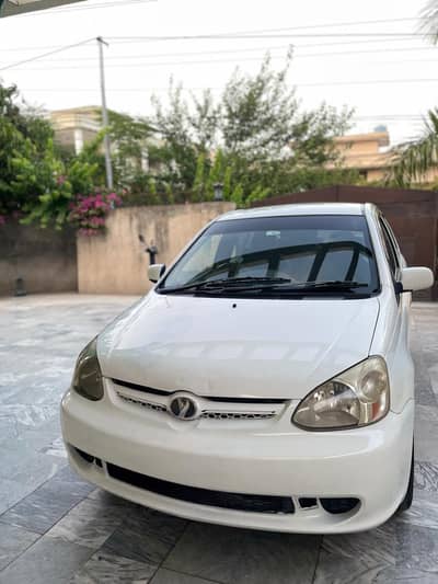 Toyota Platz 2007