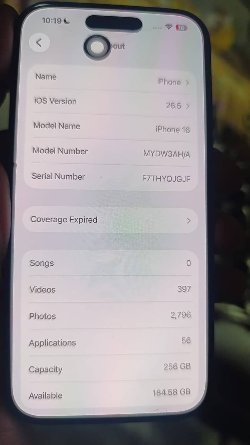 Apple iPhone 16 7