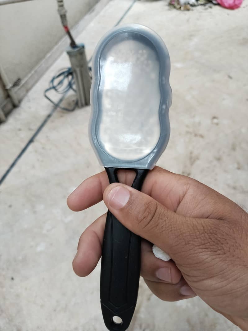 FOOT SCRAPER 0