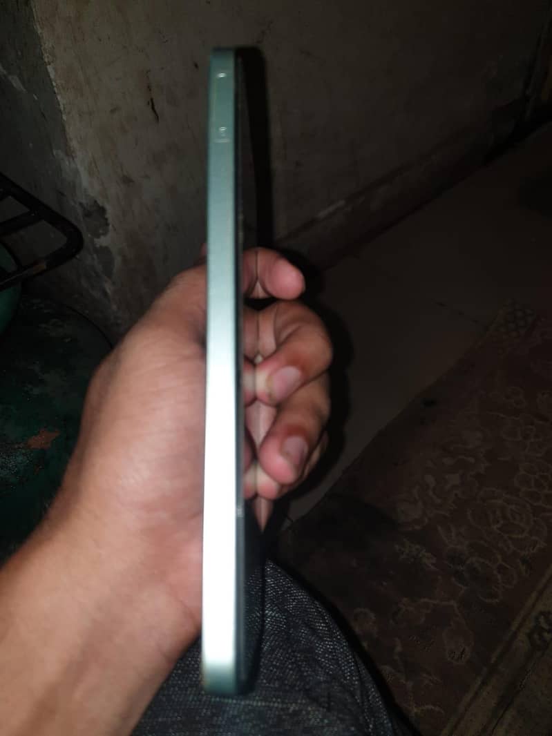 Realme Note 60x 2