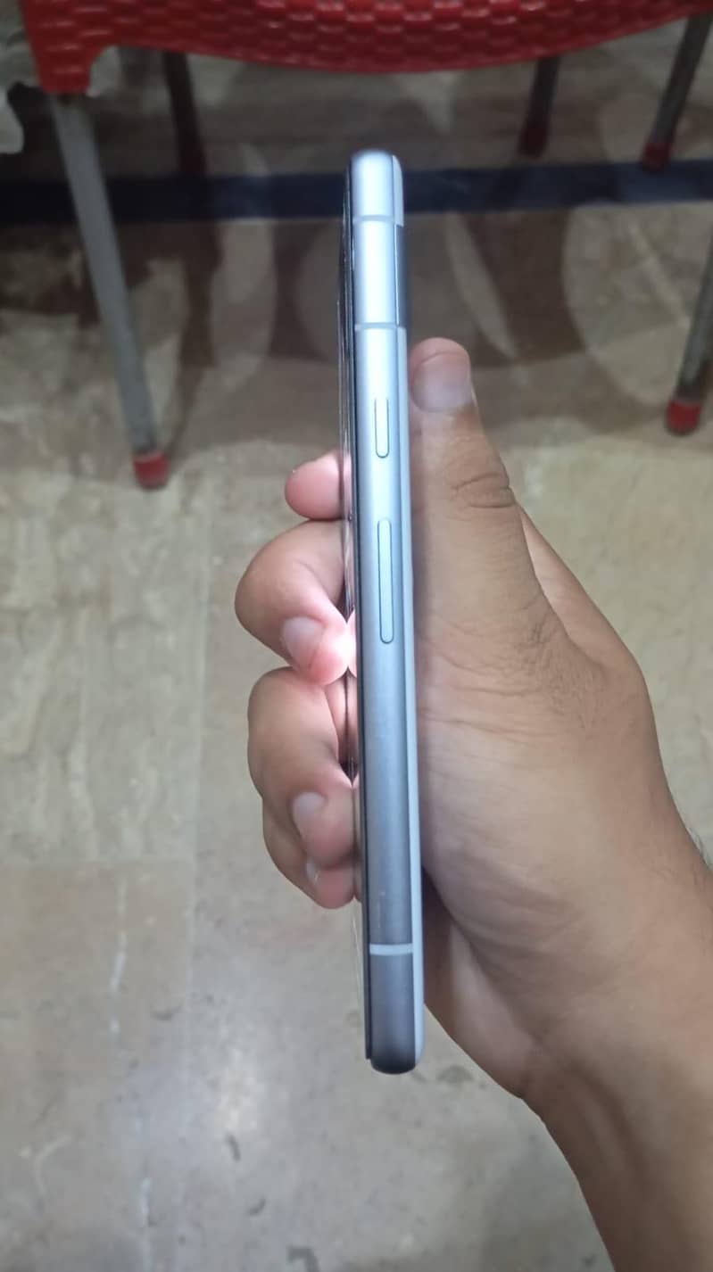 Google Pixel 7a 6