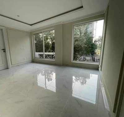 2 Bed Luxury Non Furnished Apartment Available For Rent