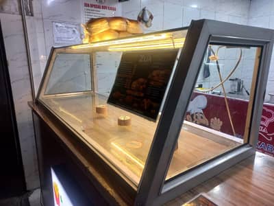display glass counter