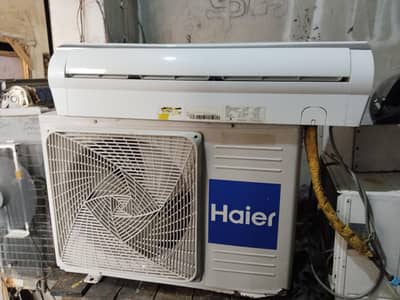 Ac 1 ton saling all ok all over sholding all ok need money sale Ac