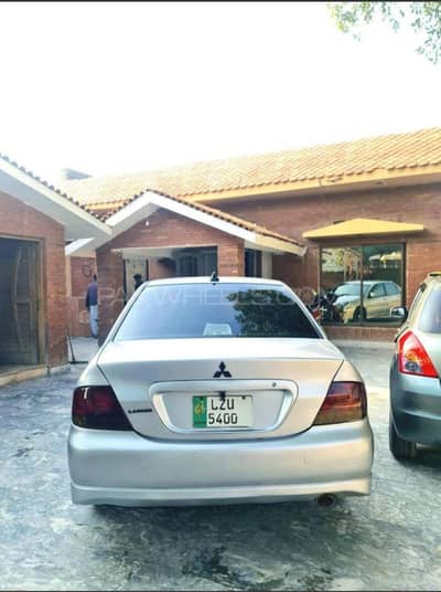 Mitsubishi Lancer 2004