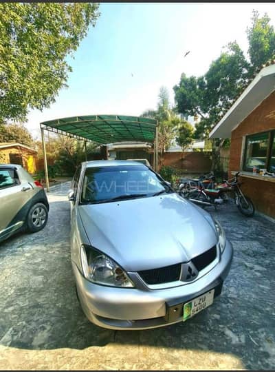 Mitsubishi Lancer 2004