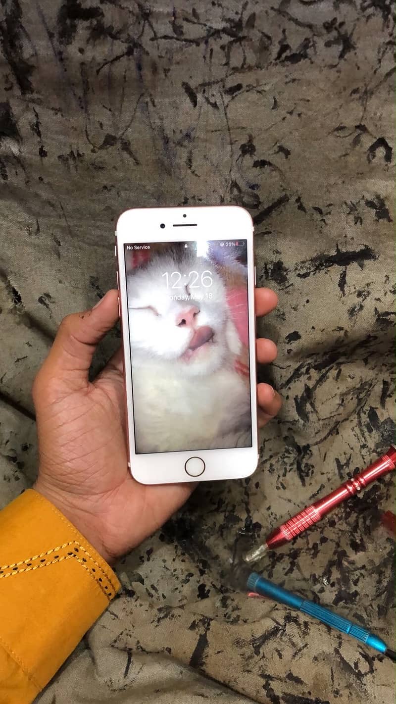 Apple iPhone 7 5