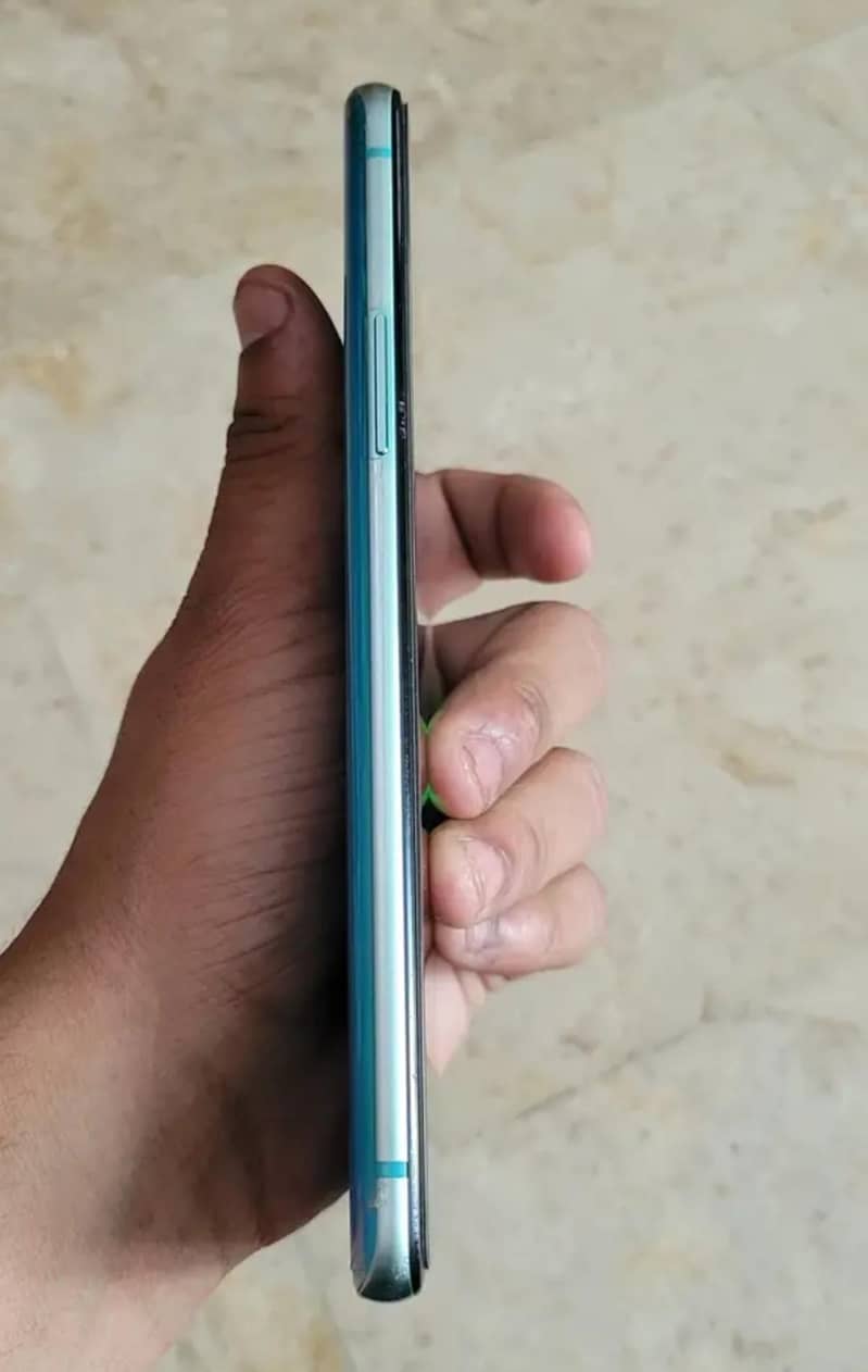 One Plus 8T 4