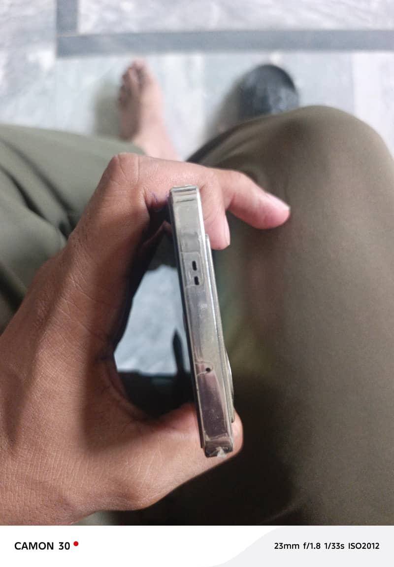 Infinix Note 40 4