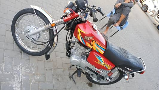 Honda 125 model. 25. . +26