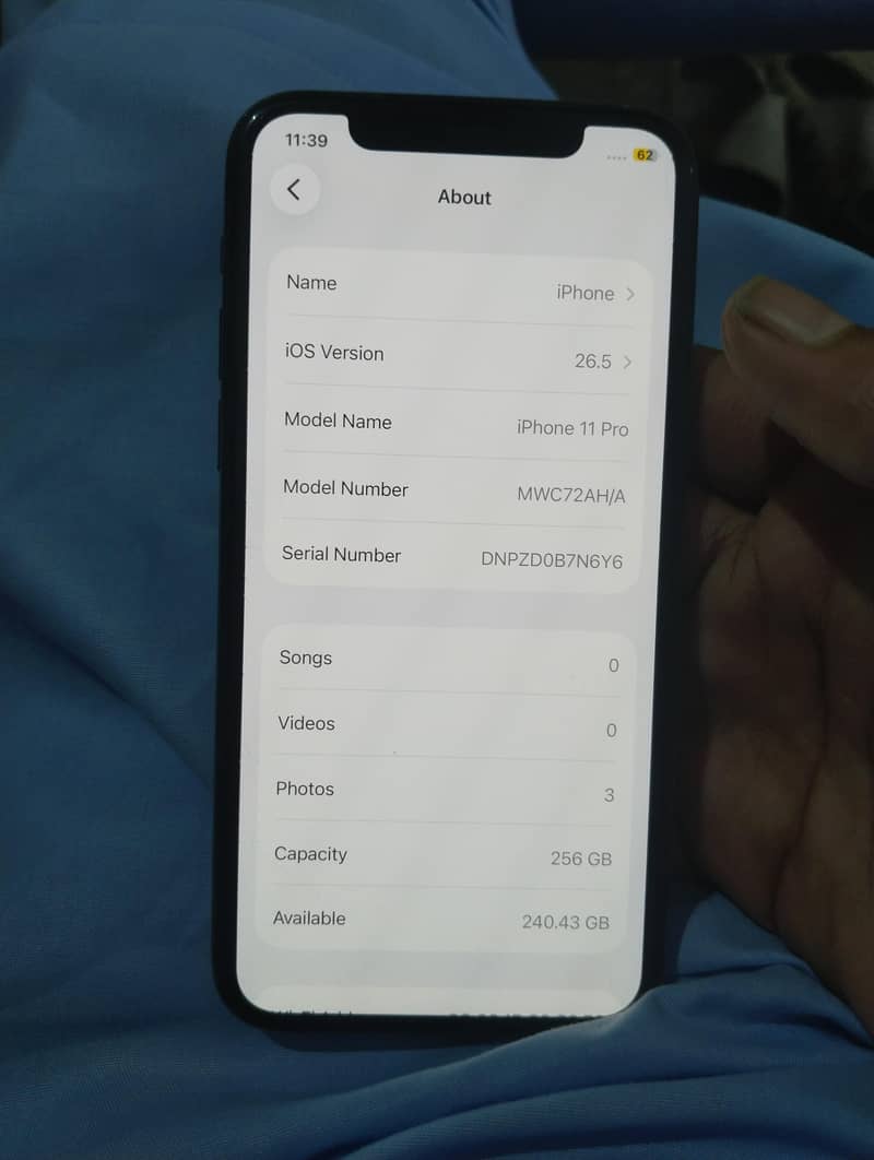 Apple iPhone 11 Pro 2