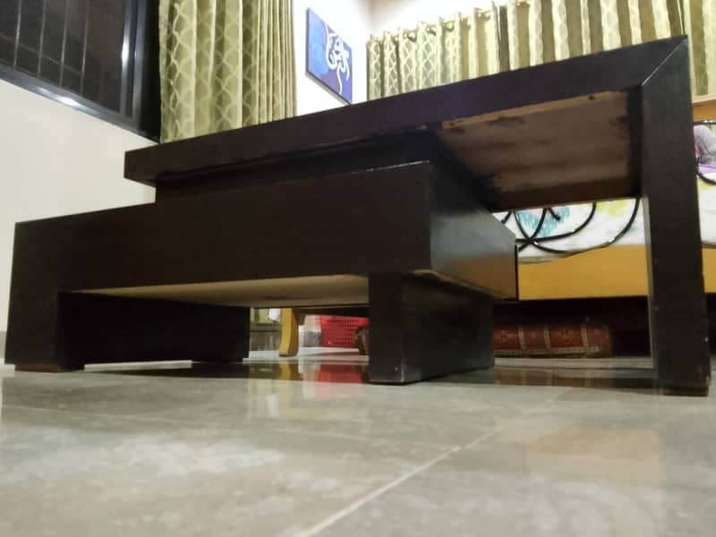 central table 6