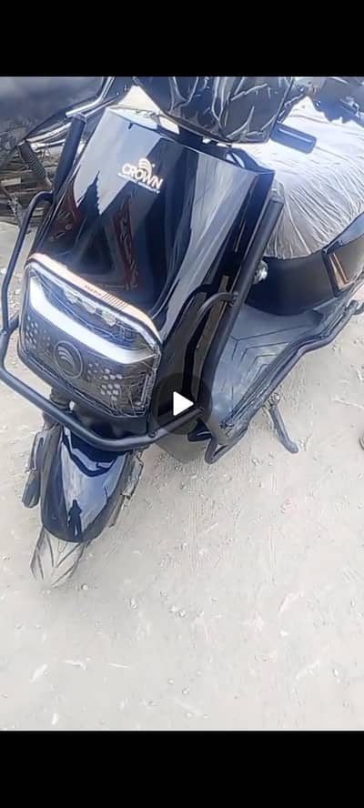 crown firefly Electric Scooty Lithium battery