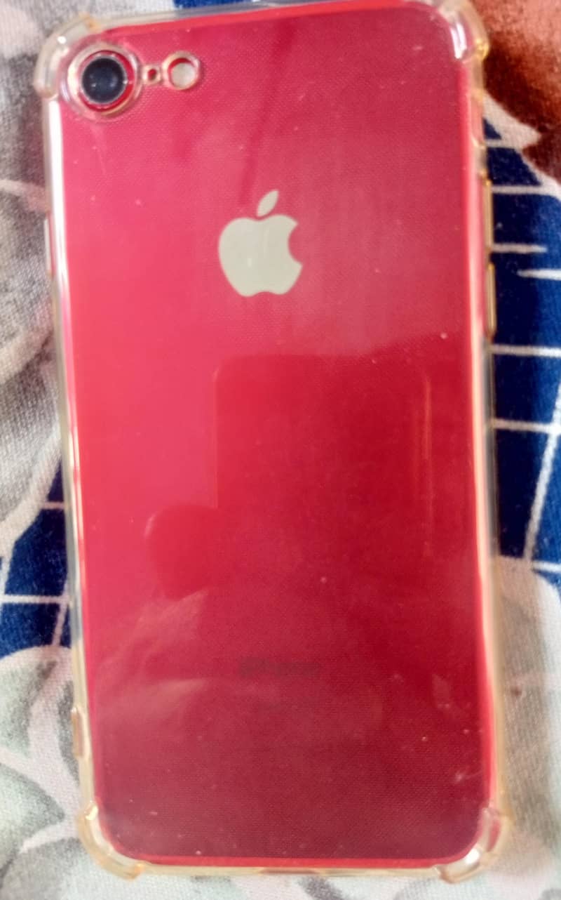Apple iPhone 7 1