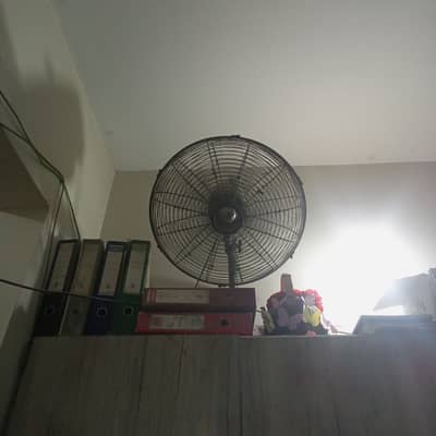 Pak bracket fan