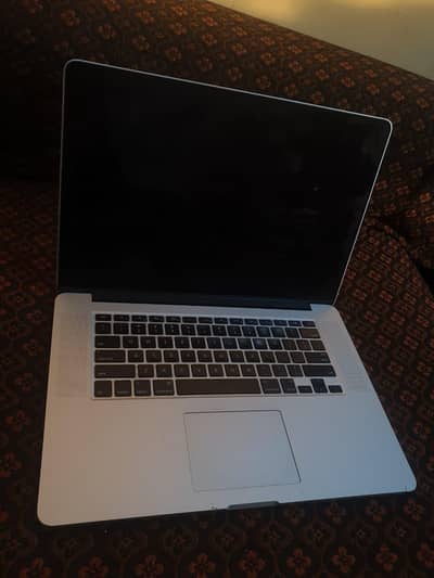 MacBook pro 2015 512gb ssd