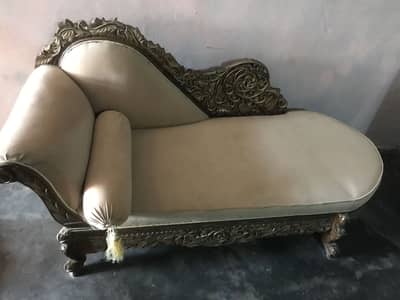 Urgent sale Dewan