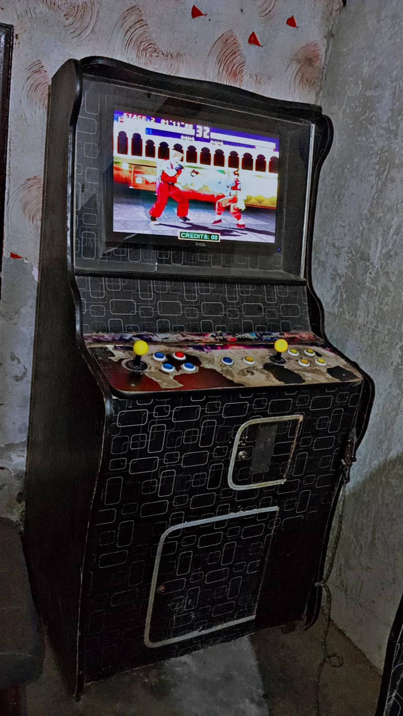 Arcade games (token) 4
