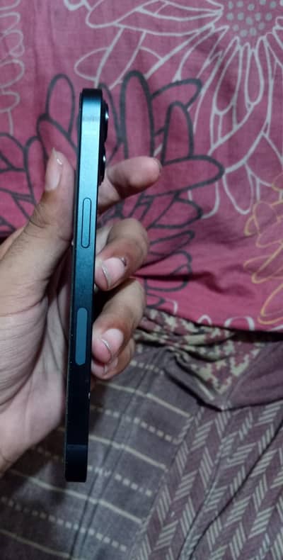 Apple iPhone 13 jv