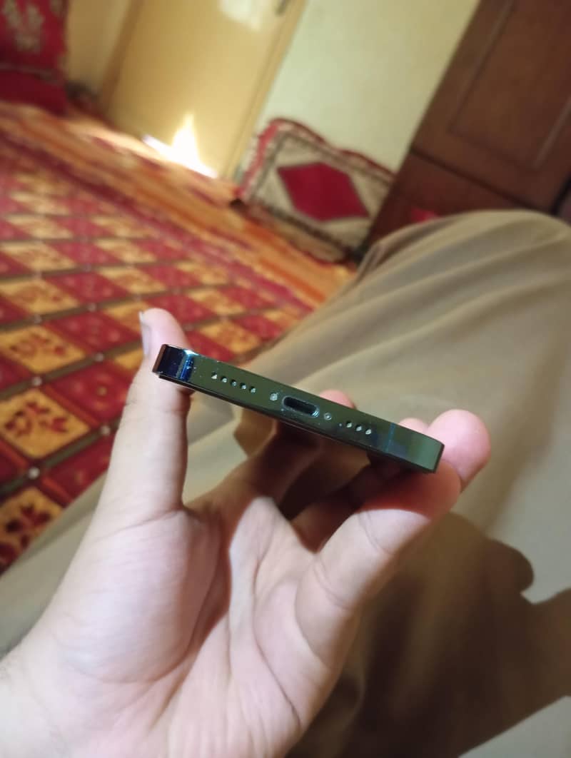 iPhone 12 Pro 1