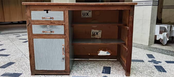 counter table