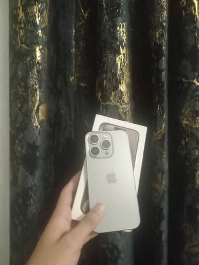 Apple iPhone 15 Pro factory unlock   11/12/13/14/15/16/17