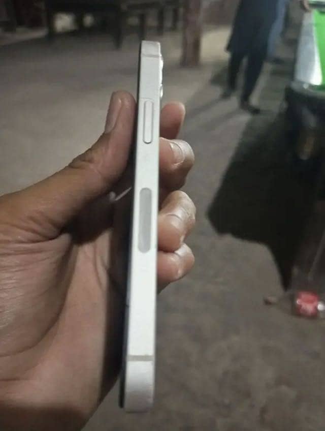 iPhone 12 mini 2