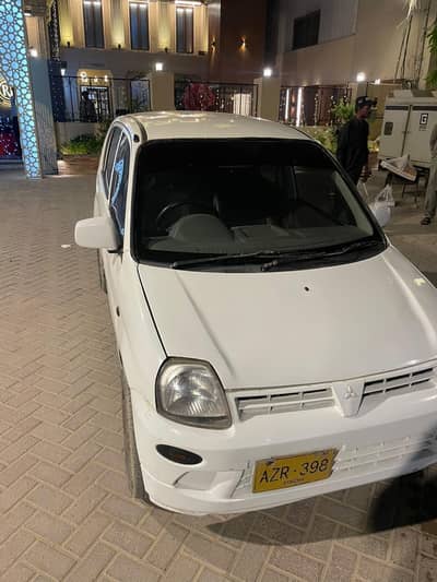 Mitsubishi Minica 2008