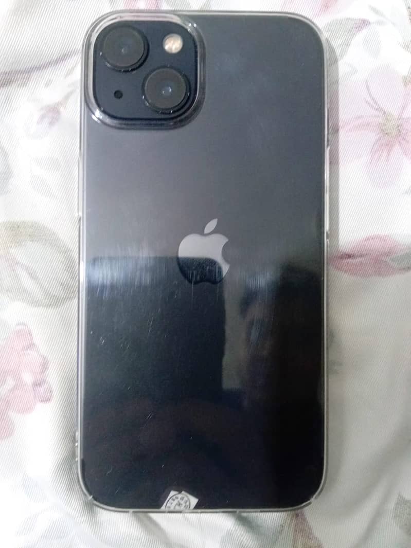 Apple iPhone 13 4
