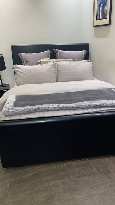 Double size bed with mattress