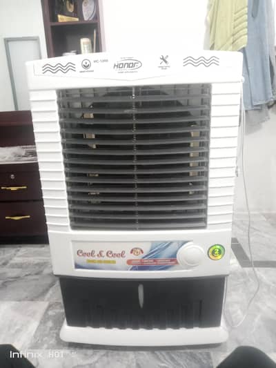 Honor air cooler in almost brand new condition for sale
