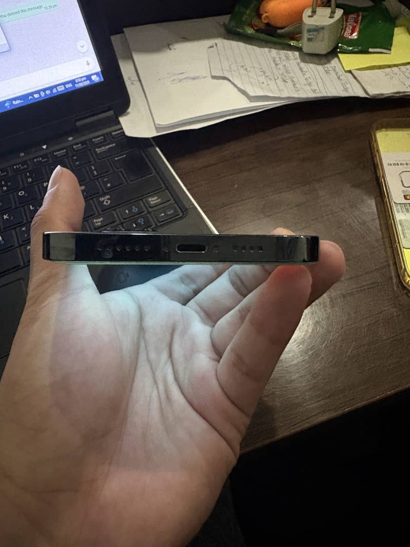 iphone 12 pro max 1