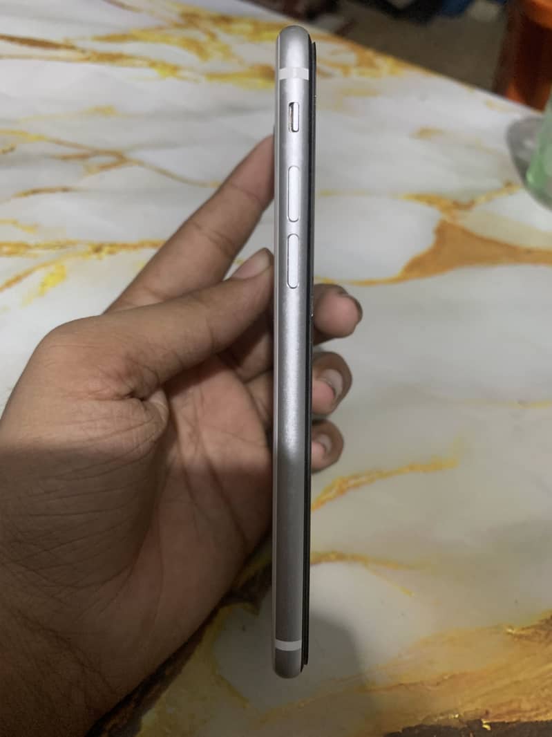 Apple iPhone SE 5