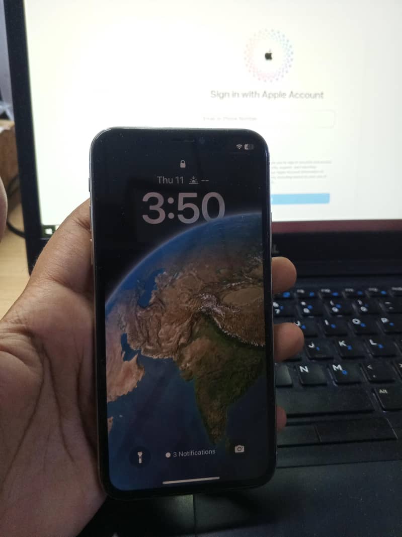 Apple iPhone X 5