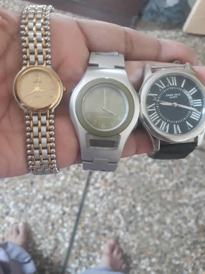 Essence Swiss watch 22 carat gold. Casio Japan Swiss Hills man