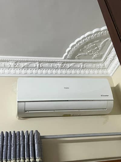 Haier Inverter 1 Ton AC
