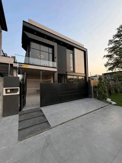 1 Kanal Brand New Luxury Furnished House for Rent in a Prime Location of Bahria Town, Lahore.