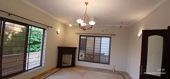 luxury house for rent 1 kanal