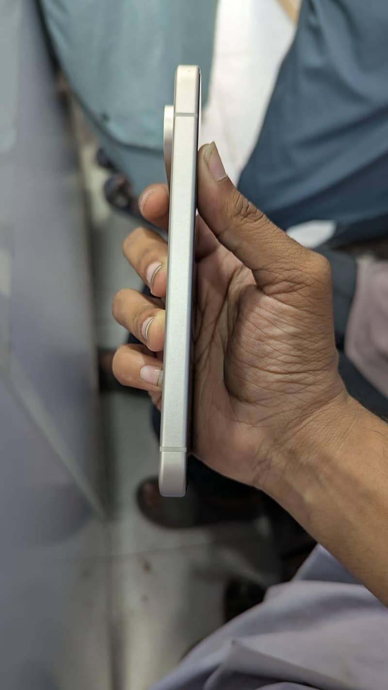 Google Pixel 9 2