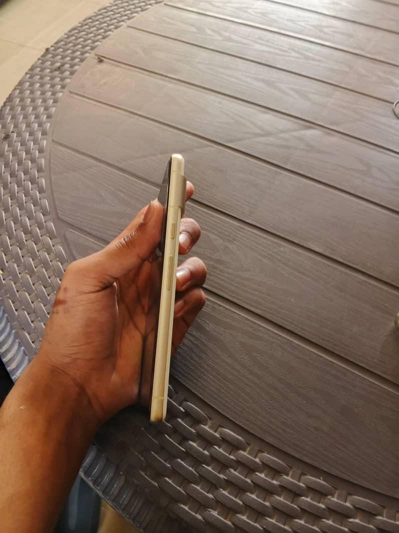 Google Pixel 7 8