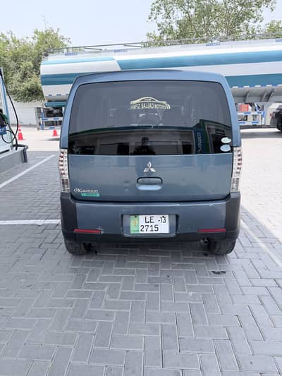 Mitsubishi Ek Wagon 2013