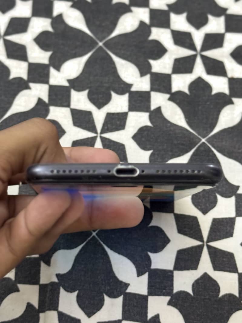 iPhone 8 Plus 5