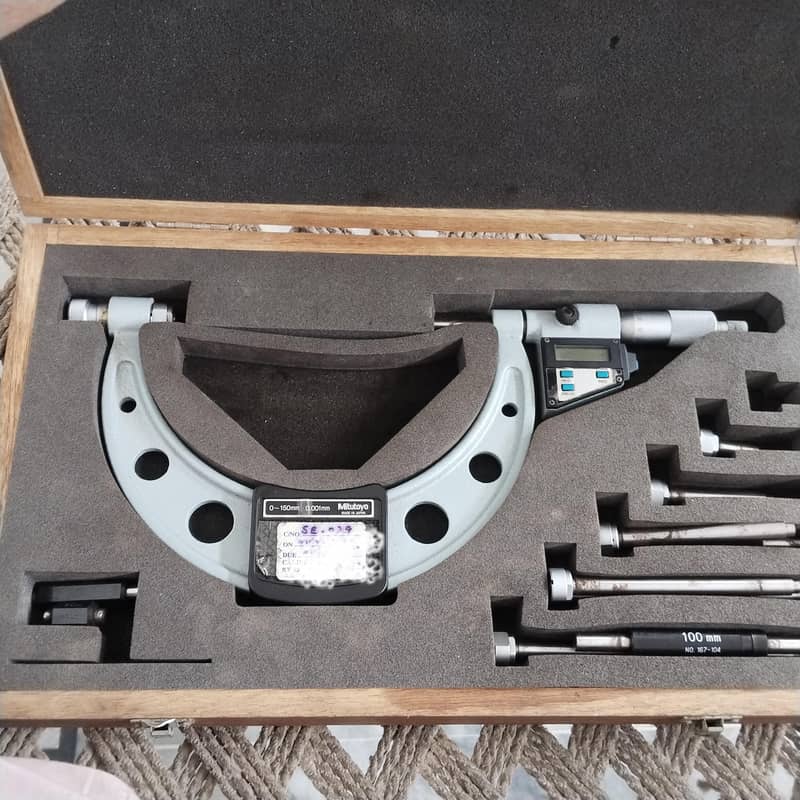 Digital micro meter 1