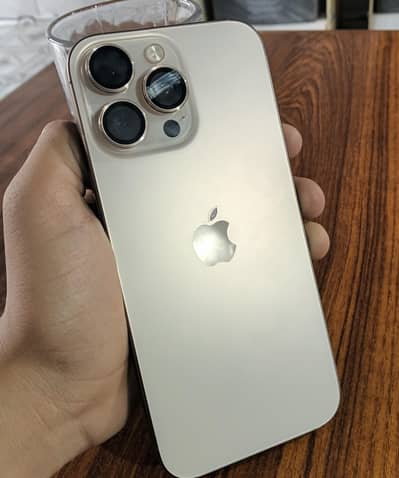 Apple iPhone 16 Pro Max