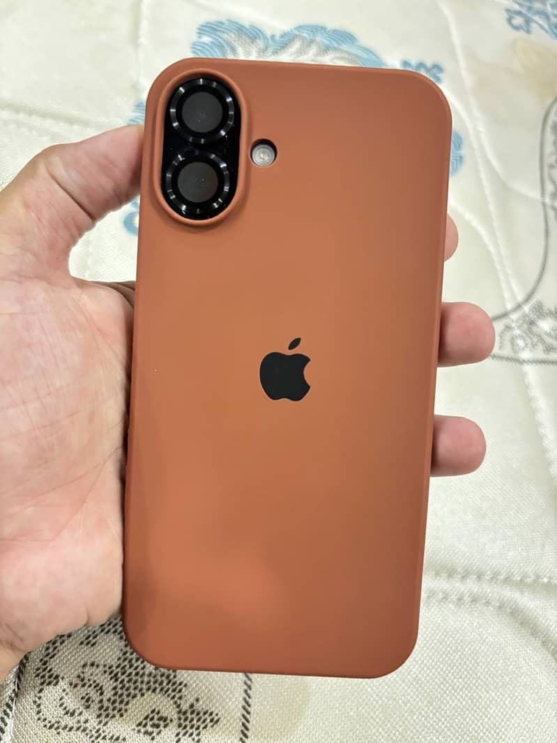 Apple iPhone 16 Plus 1