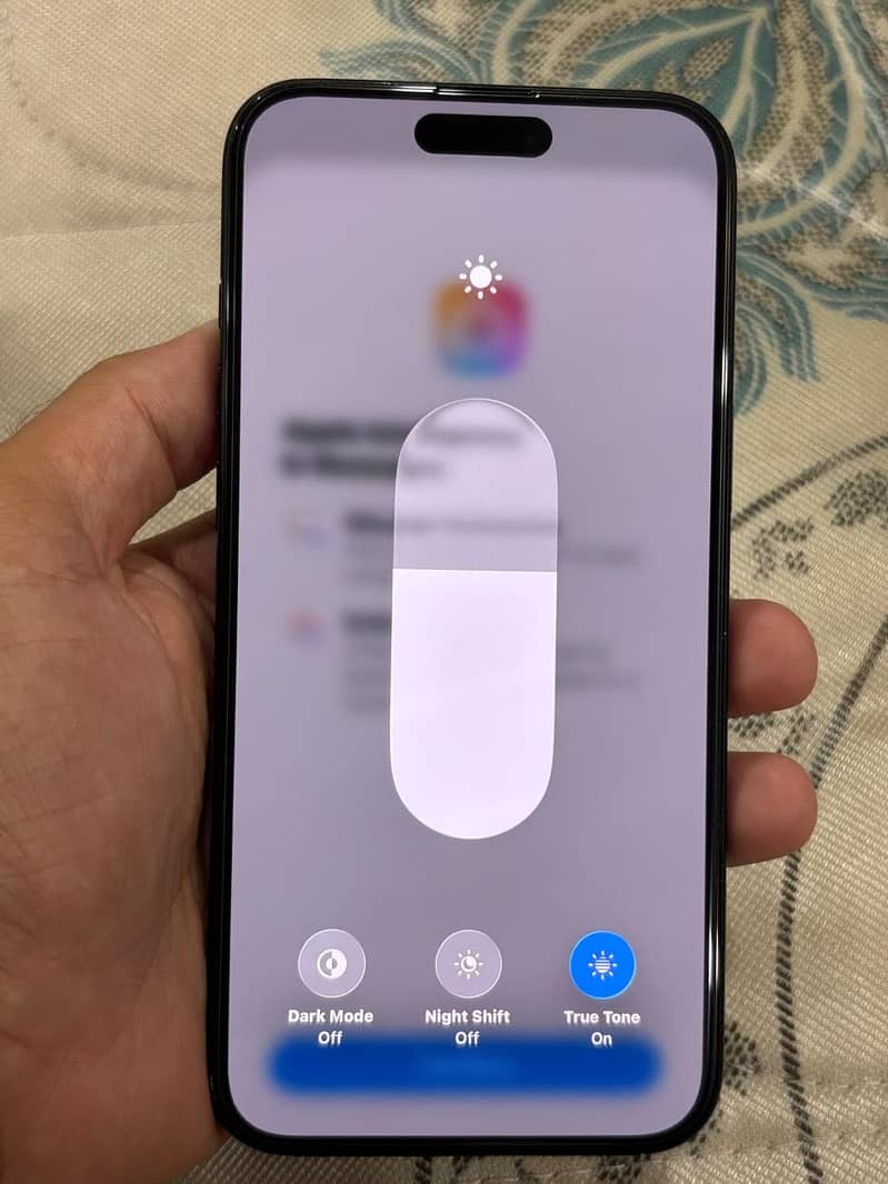 Apple iPhone 16 Plus 7