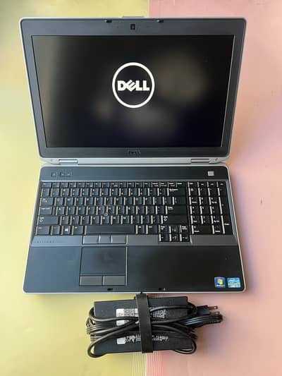 Dell Latitude 6530 (15.6 Inch Numpad Business Laptop)